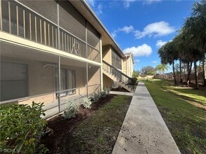 5305 Summerlin Rd in Ft. Myers, FL - Building Photo - Building Photo