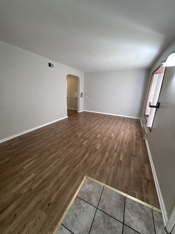 21271 Priday Ave in Euclid, OH - Building Photo - Building Photo