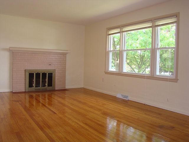 361 S Findlay St in East York, PA - Building Photo