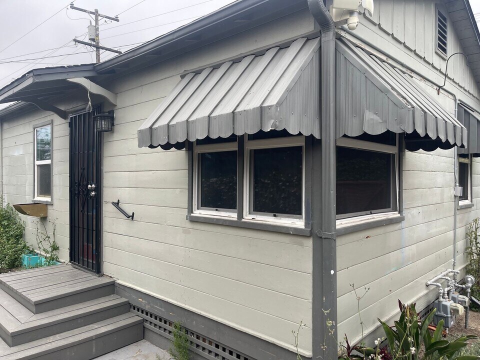 4965 Mansfield St in San Diego, CA - Building Photo