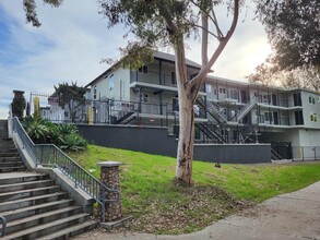 Park Place View Apartments in San Diego, CA - Building Photo - Building Photo