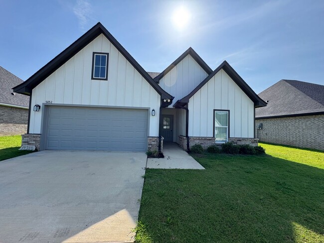property at 5052 Falcon Bay Dr