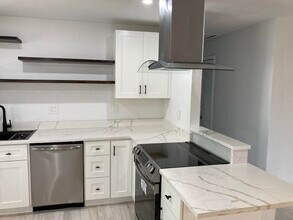 209 Coventry St in Boca Raton, FL - Building Photo - Building Photo