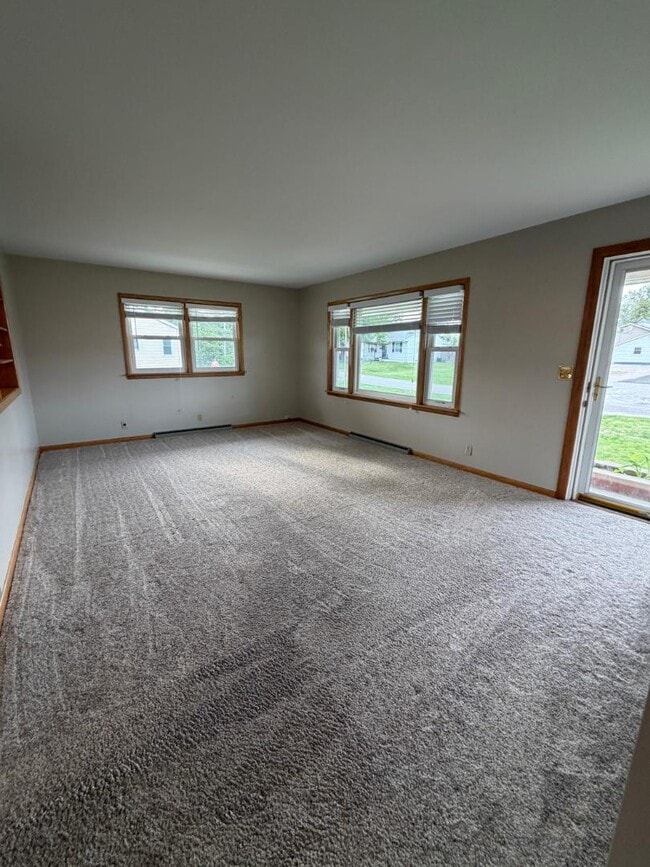 2201 E Eichel Ave in Evansville, IN - Building Photo - Building Photo