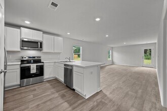 2098 Course Ln in Surf City, NC - Building Photo - Building Photo