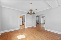 2817 Urwiler Ave, Unit 2 in Cincinnati, OH - Building Photo - Building Photo