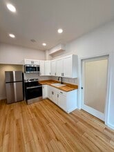 171 Main St in Deep River, CT - Building Photo - Building Photo