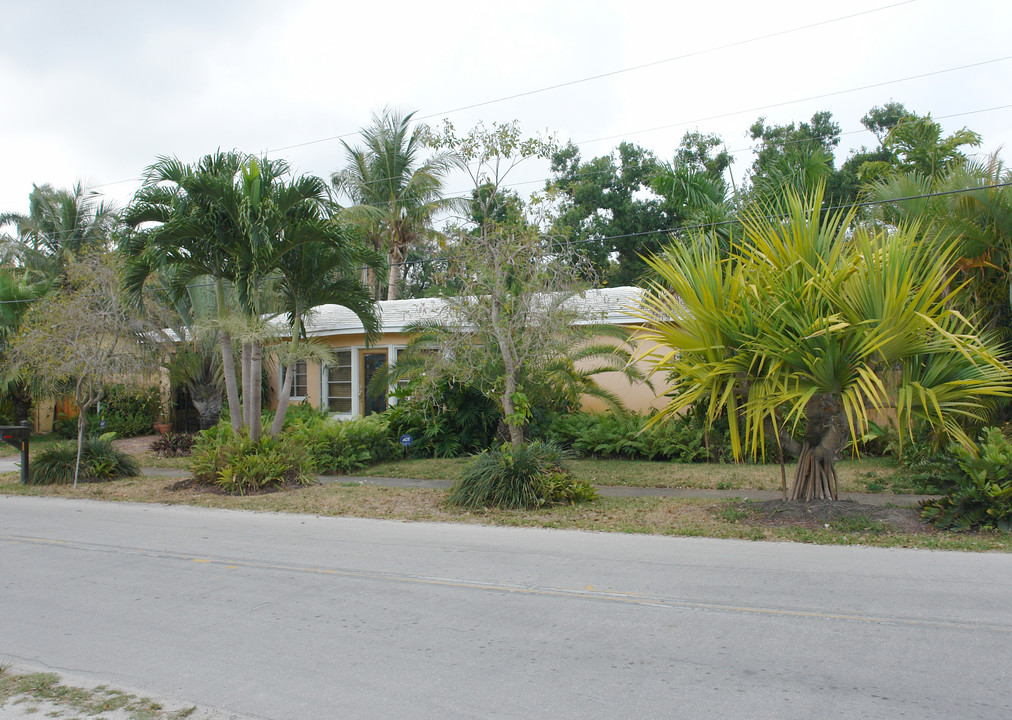 1000 W Las Olas Blvd in Fort Lauderdale, FL - Building Photo