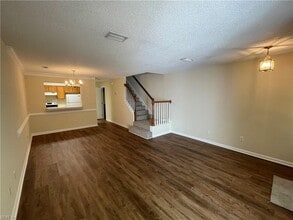 905 Settlement Dr, Unit 905 in Williamsburg, VA - Foto de edificio - Building Photo