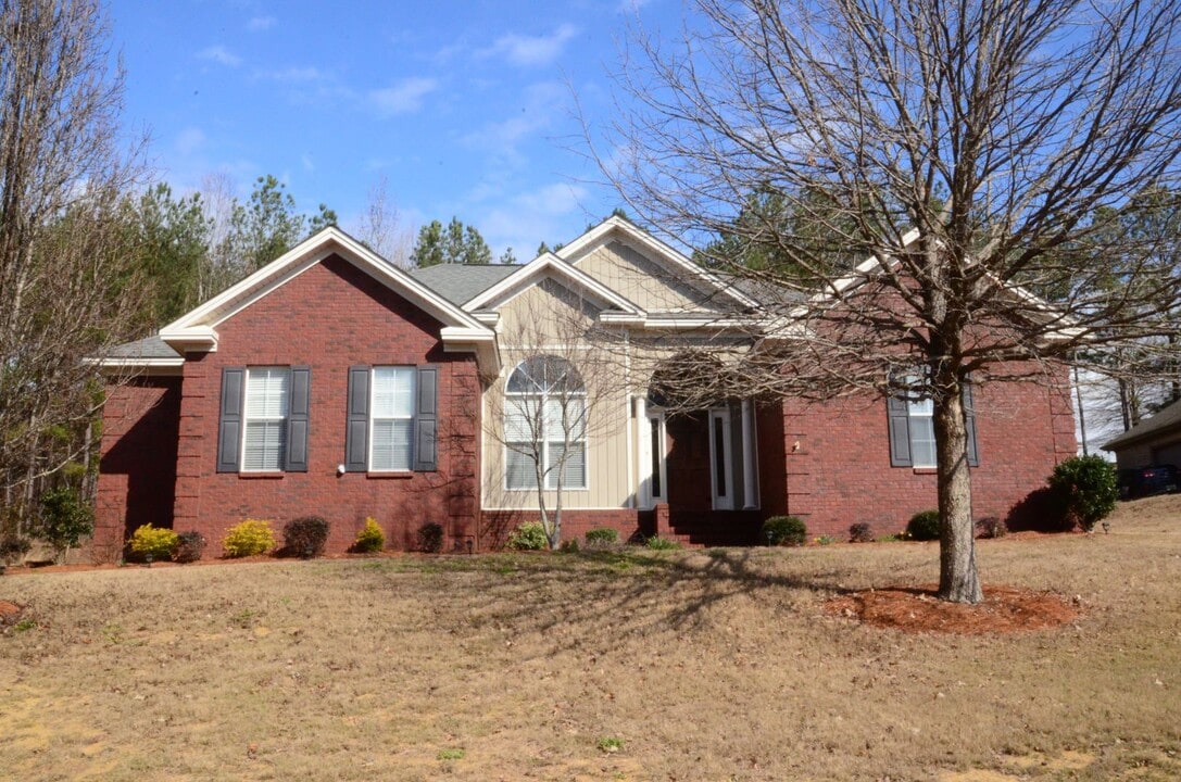 40 Pine Bark Ct in Wetumpka, AL - Foto de edificio