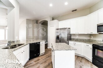 761 Turkey Point Dr in Orange Park, FL - Building Photo - Building Photo