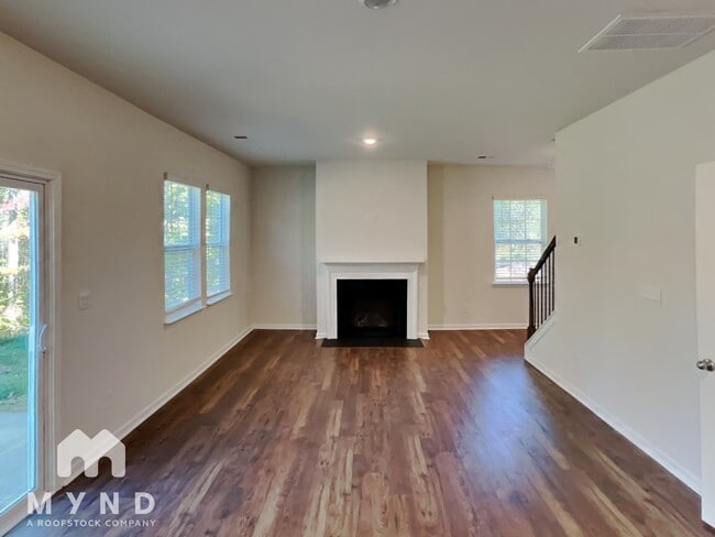 4139 Village Blvd NW in Conover, NC - Building Photo - Building Photo