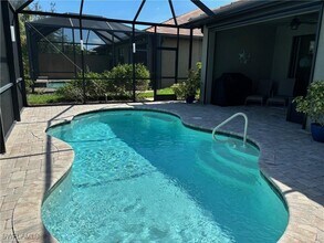 7627 Jacaranda Ln in Naples, FL - Building Photo - Building Photo