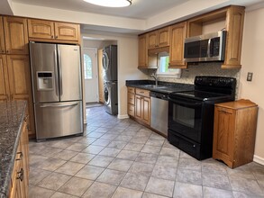 26 Barbara St in West Haven, CT - Building Photo - Building Photo