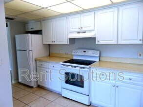 217 Debby Ct in Largo, FL - Building Photo - Building Photo