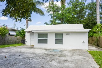 8283 NW 1st Pl in Miami, FL - Building Photo - Building Photo