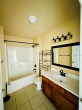 305 NW 31st St in Ocala, FL - Foto de edificio - Building Photo