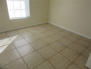 4546 28th St SW in Lehigh Acres, FL - Building Photo - Building Photo