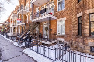 4282-4284 Fullum St in Montréal, QC - Building Photo