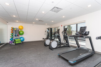 Falcon Point Lofts in Sandusky, OH - Building Photo - Interior Photo