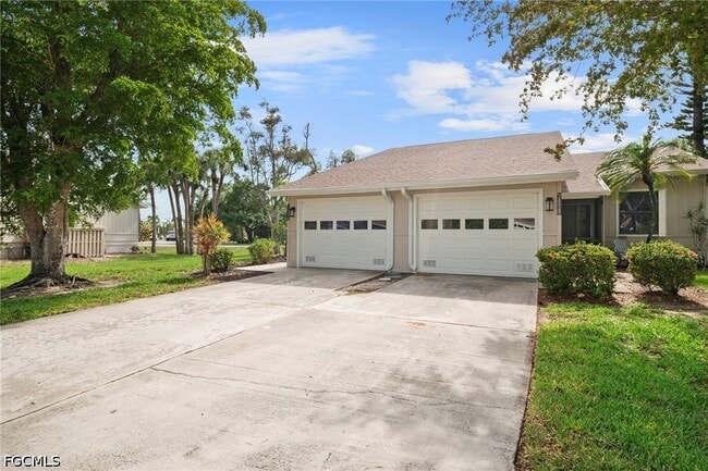 property at 17749 Grande Bayou Ct