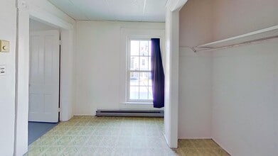 8 W Prospect St in Front Royal, VA - Building Photo - Building Photo