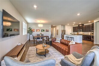 2994 Gramsci Ave in Henderson, NV - Building Photo - Building Photo