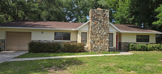 property at 5415 SE 28th St