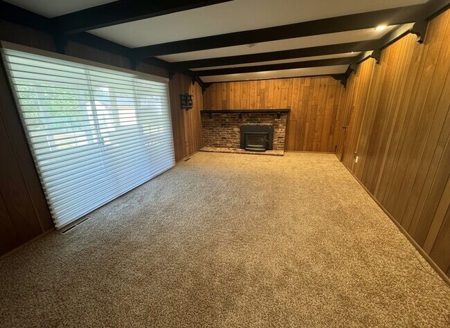 8735 Rudderow Ave in Pennsauken, NJ - Building Photo - Building Photo