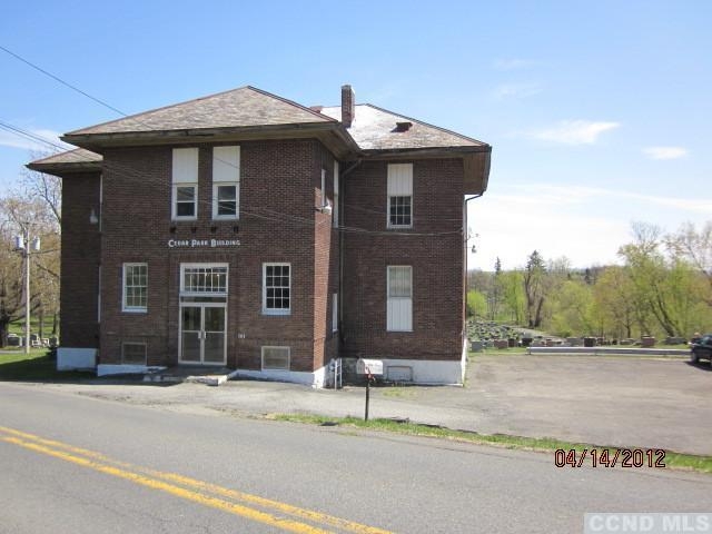 101 Paul Ave in Hudson, NY - Building Photo