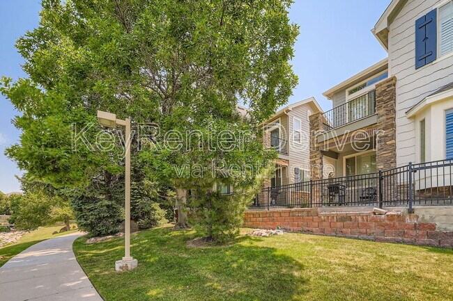 8951 E Phillips Dr in Centennial, CO - Building Photo - Building Photo