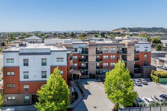 El Paseo Family in San Pablo, CA - Building Photo - Building Photo