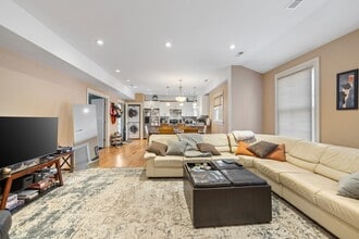201 Norfolk St, Unit apt 1 in Cambridge, MA - Building Photo - Building Photo