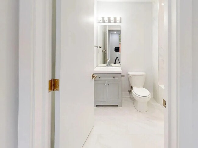 1728 W Susquehanna Ave in Philadelphia, PA - Foto de edificio - Building Photo