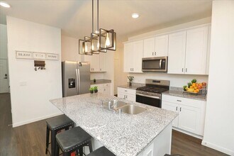 14463 Cedar Ledge Ln in Conroe, TX - Building Photo - Building Photo