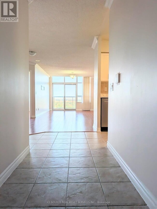 property at 35-2435 Kingsbridge Garden Cir