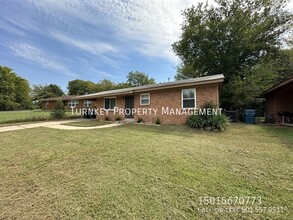 12 Wellford Dr in Little Rock, AR - Foto de edificio - Building Photo