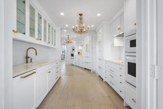 44 Cocoanut Row in Palm Beach, FL - Building Photo - Building Photo
