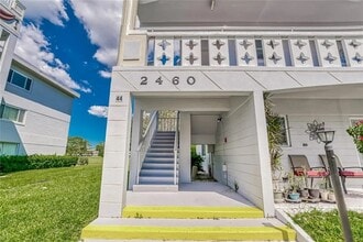 2460 Franciscan Dr, Unit 74 in Clearwater, FL - Building Photo - Building Photo