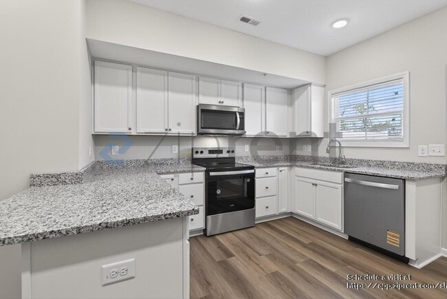 property at 1511 Fort Bragg Rd