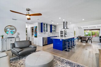 428 Ebbtide Dr in North Palm Beach, FL - Building Photo - Building Photo