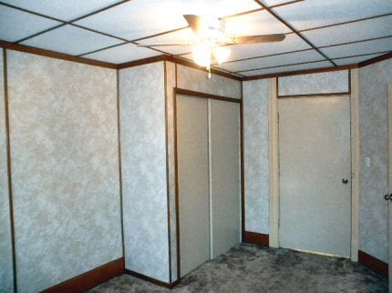 24 Main St S, Unit Downtown 3 in Hutchinson, MN - Building Photo