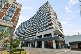 2485 Eglinton Ave W in Mississauga, ON - Building Photo