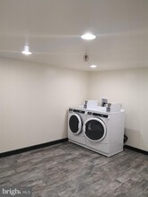 631 N 11th St-Unit -1F in Philadelphia, PA - Building Photo - Building Photo