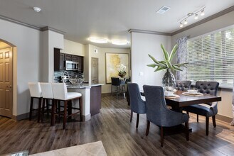 12029 Sawmill Rd in The Woodlands, TX - Building Photo - Building Photo