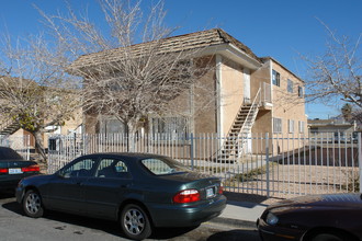 Stratton Gardens in Las Vegas, NV - Building Photo - Building Photo