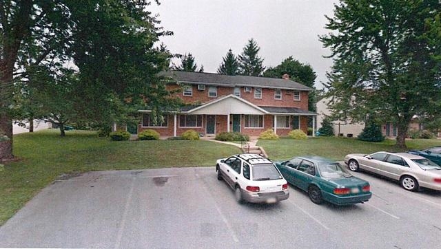 239 N Plum St in Mount Joy, PA - Building Photo