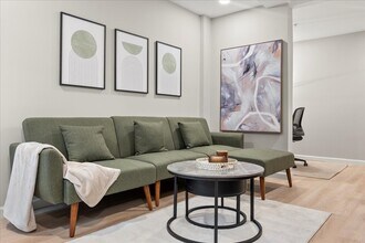 1506 Mississippi Ave SE in Washington, DC - Foto de edificio - Building Photo