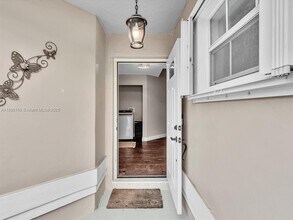2970 Myrtle Oak Cir in Davie, FL - Building Photo - Building Photo