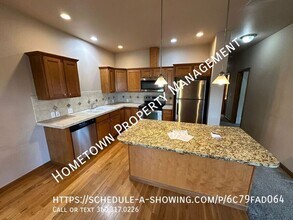 10139 Terra Valley Street Southeast in Yelm, WA - Building Photo - Building Photo